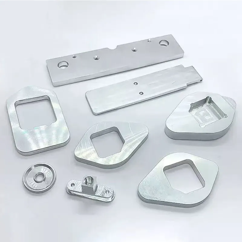 Корпусной компонент сочленения промышленного робота