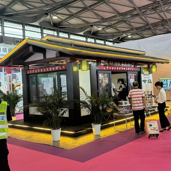 Компания Shandong Haoyunlai Prefabricated Housing дебютировала на Шанхайской международной выставке Homestay Exhibition, ускорив расширение своего предложения сборных домов.