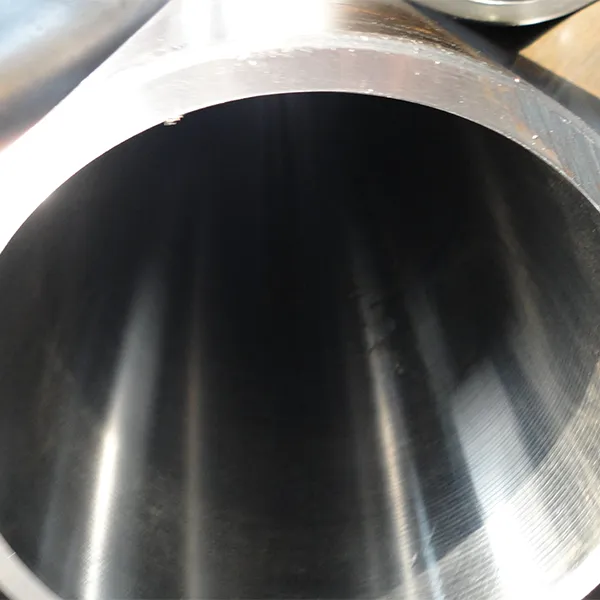 Высокоточная труба с резанием и обкаткой