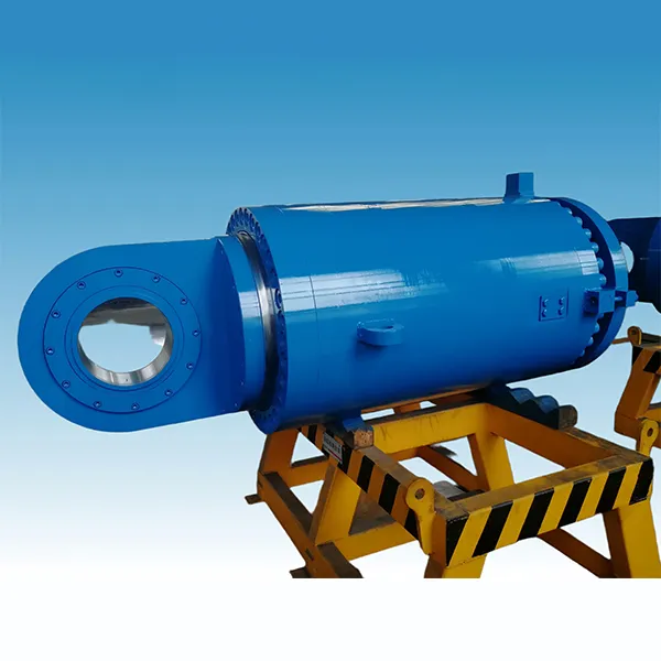 Цилиндр поворотной стойки сталеразливочного ковша