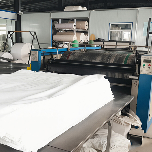 Компания Xinfengyuan Plastic Products строго контролирует качество своей продукции, чтобы создавать высокопрочные и износостойкие тканые полипропиленовые мешки.