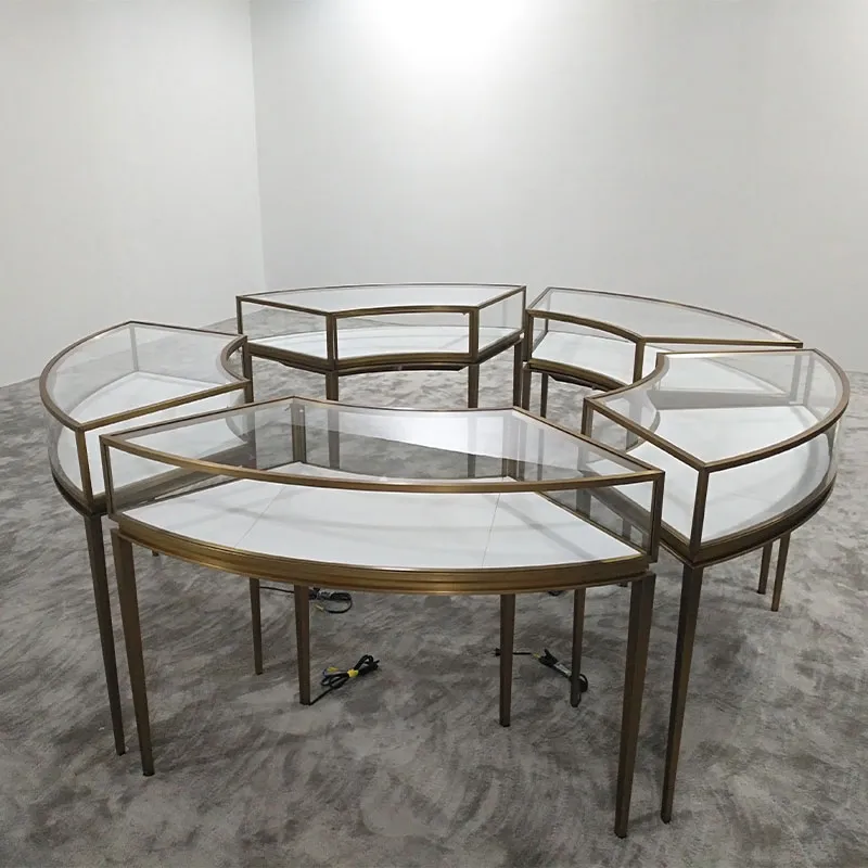 Ювелирная витрина 2