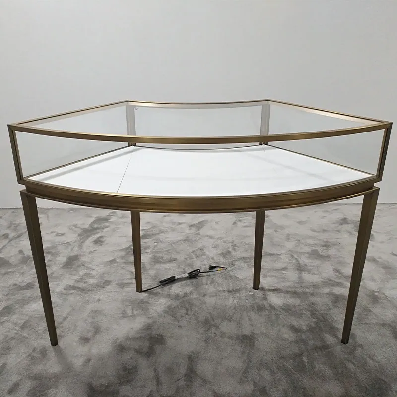 Ювелирная витрина 2