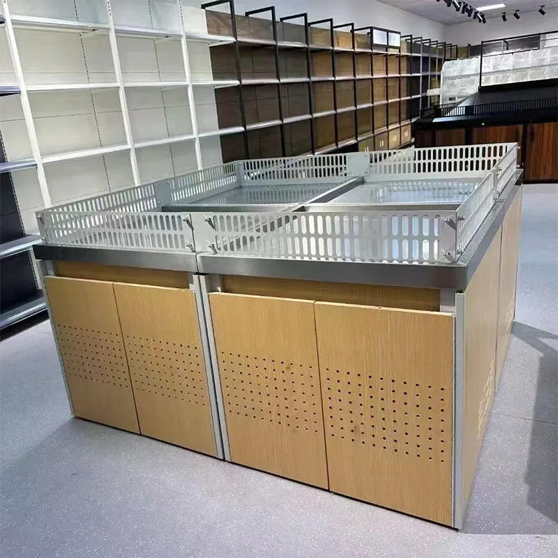 Модернизация российской розничной торговли стимулирует рост спроса на стеллажи для супермаркетов, китайские производители пользуются спросом