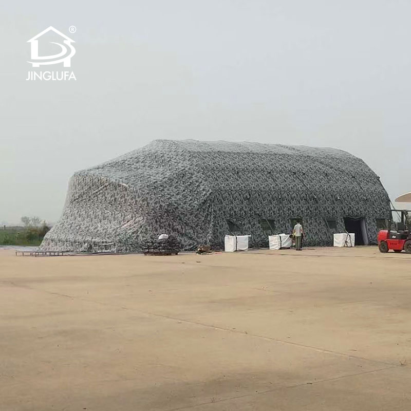 Арочная пневмокаркасная палатка