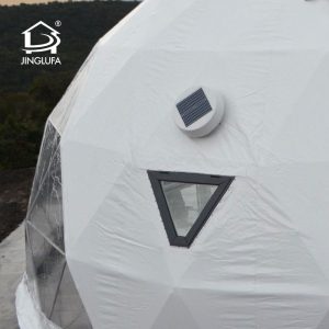 Треугольное окно