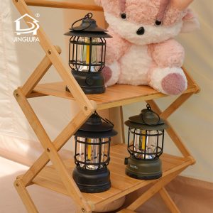 Кемпинговый фонарь