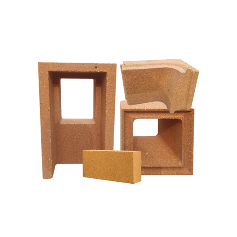 Фасонный глиняный кирпич