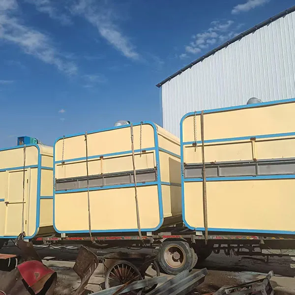 Фудтраки ночных рынков