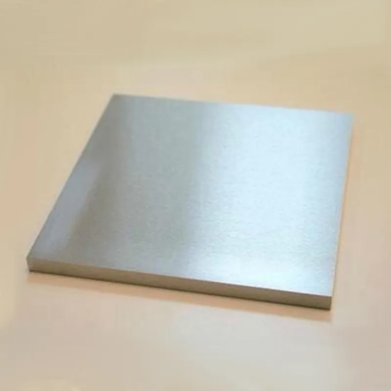 Титановый лист