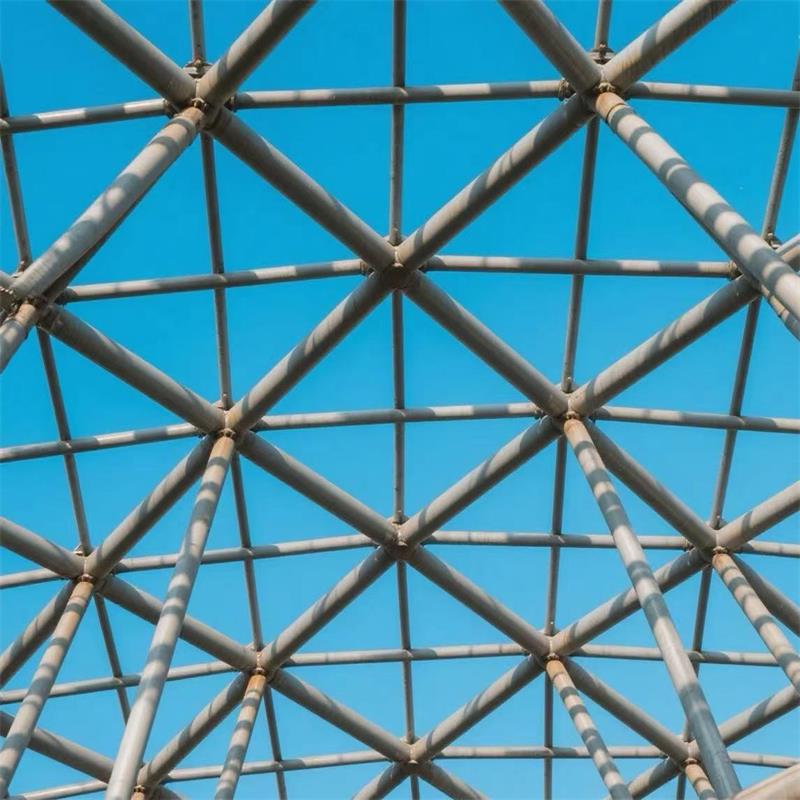 Пространственные стальные решетчатые конструкции