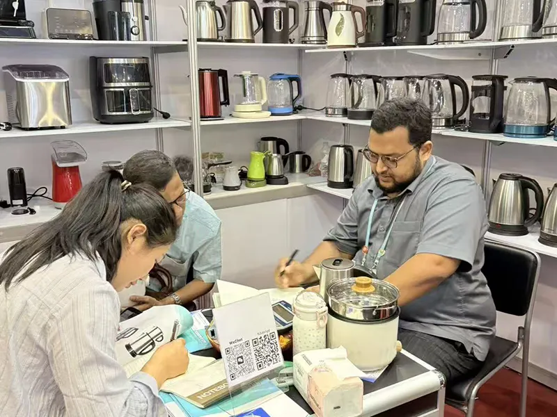 Взаимодействие с зарубежными партнерами