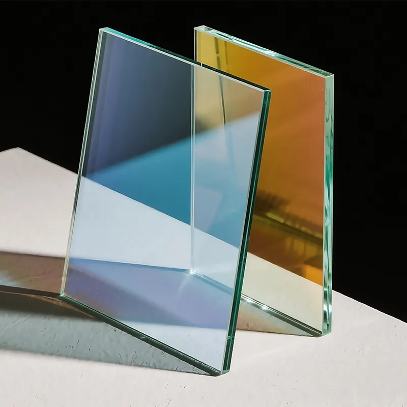 Дихроичное стекло