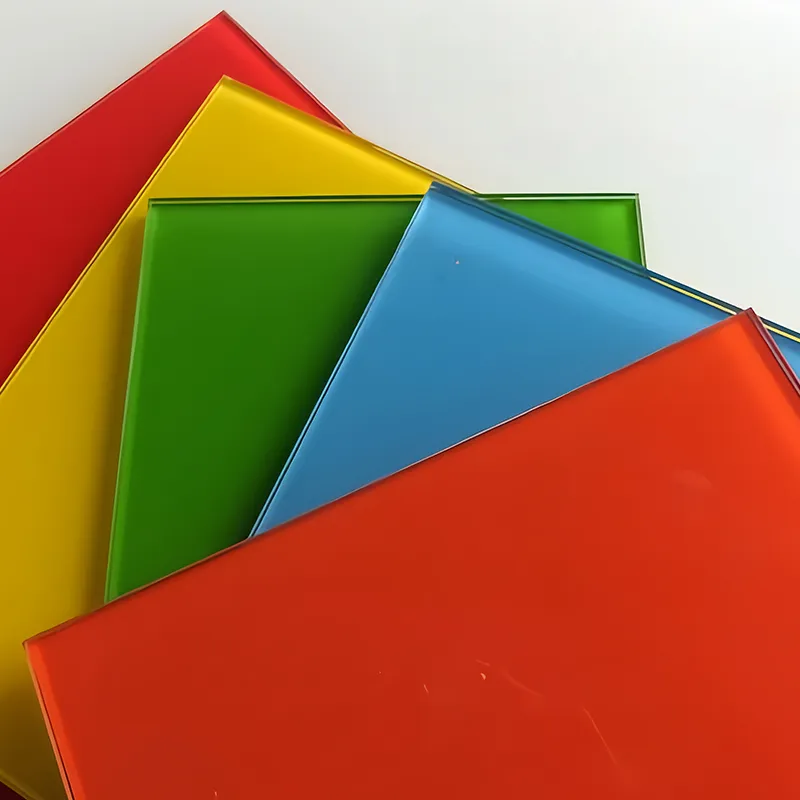 Стекло с лаковой печатью