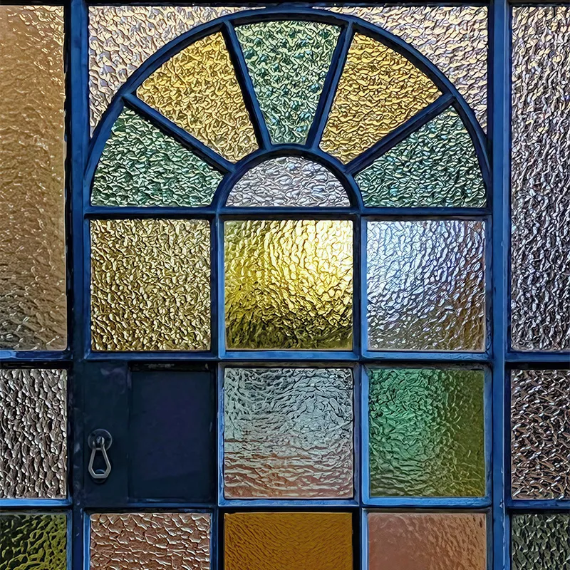 Тонированное стекло