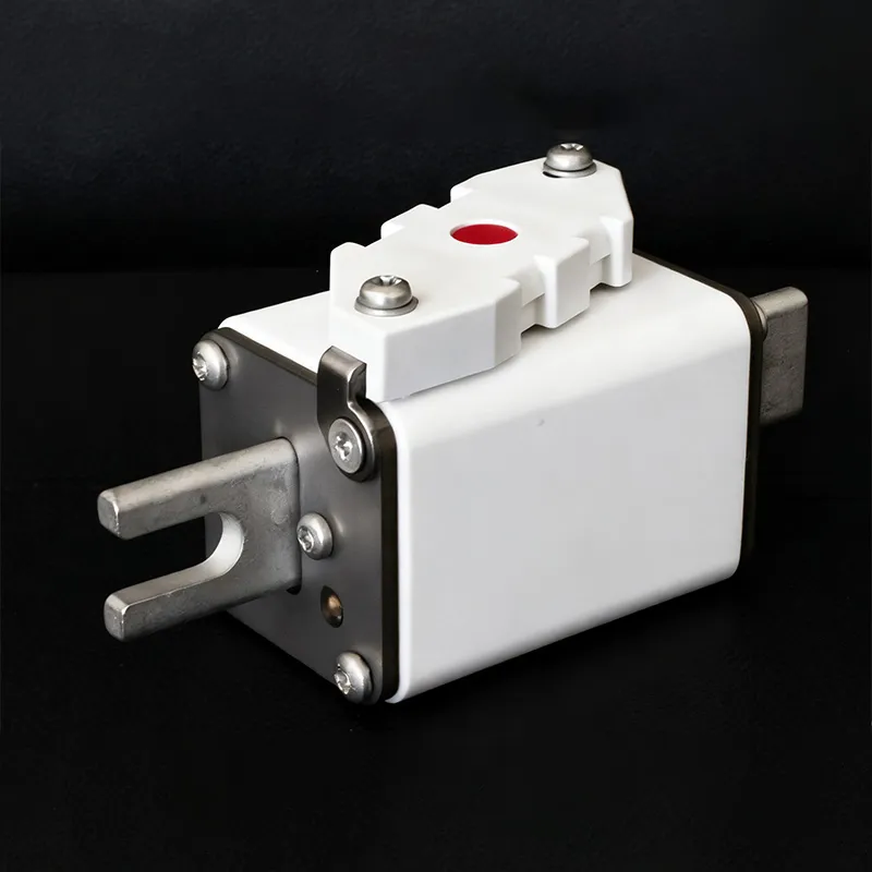 Предохранитель для железнодорожного транспорта