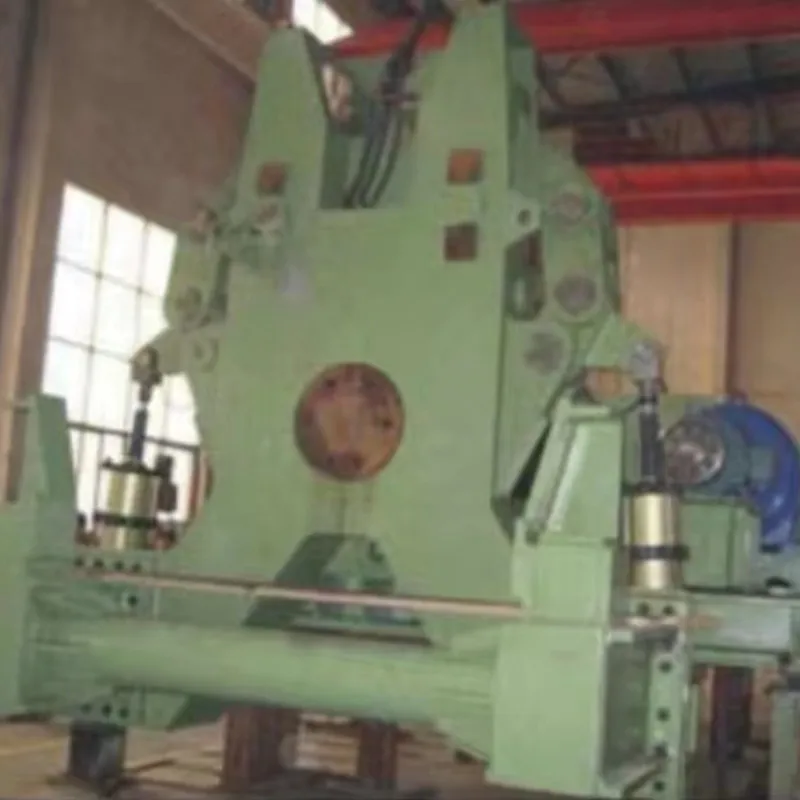 Портальный поворотный сталеразливочный (чугунный) ковш опрокидывающее устройство