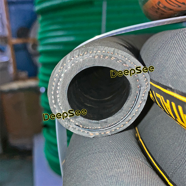 Всасывающий и возвратный шланг SAE 100R4