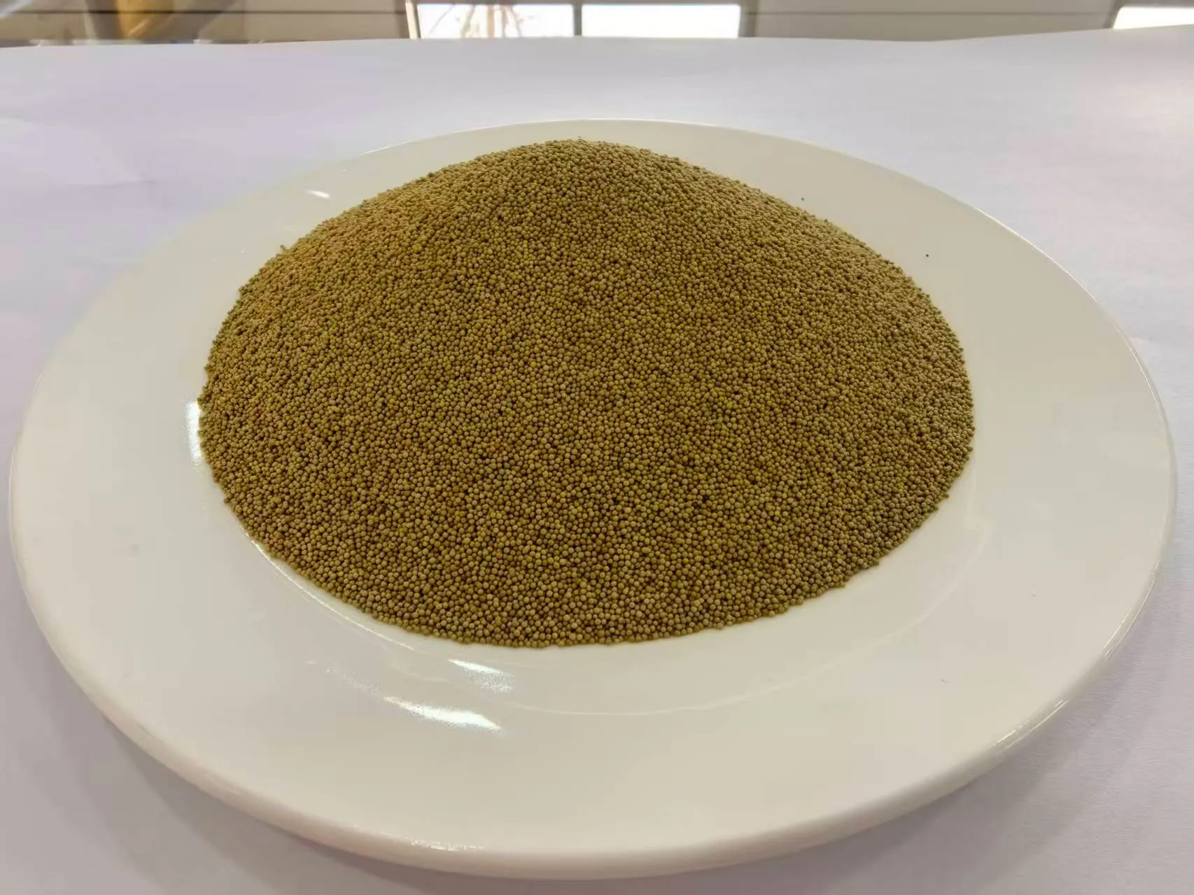 Проппант из керамзита с покрытием, фракция 30/50 меш (600–300 мкм)