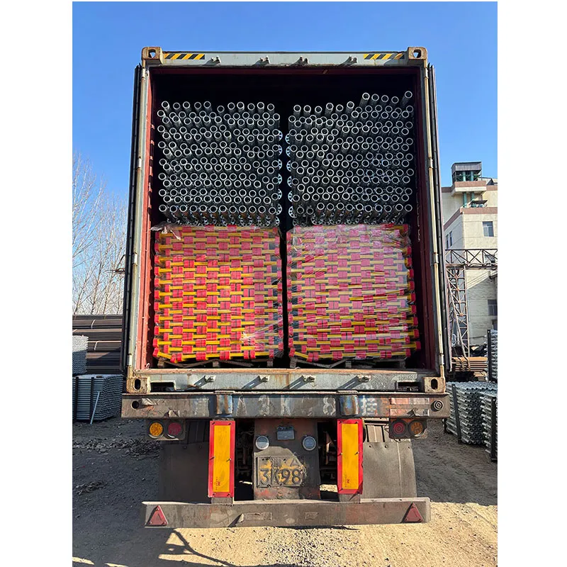 Шесть полностью загруженных контейнеров отправились в плавание! Товары китайского производства направляются в Грузию и Бразилию