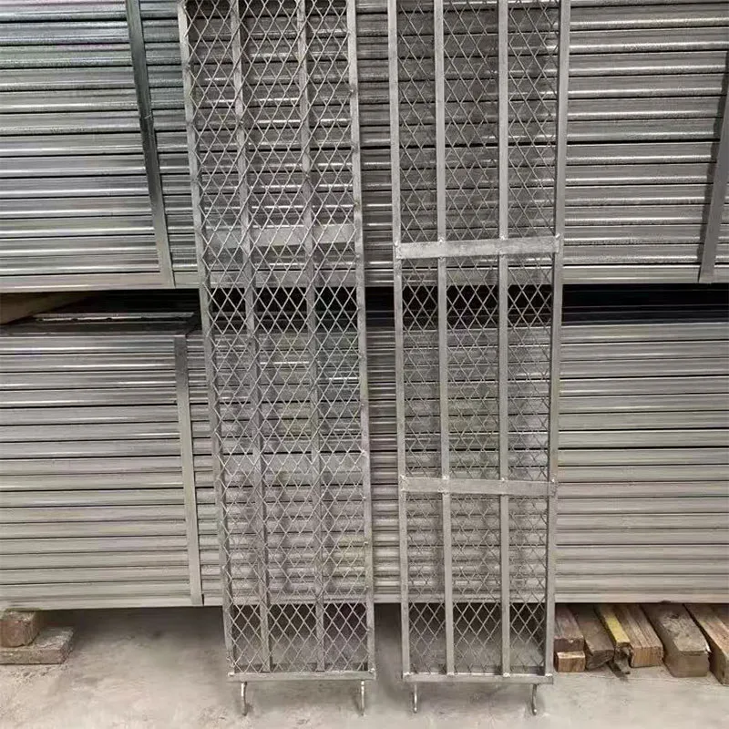 Комплектующие для лесов