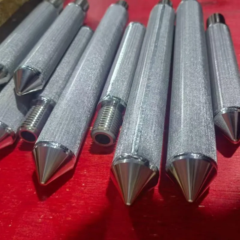 Инновационный фильтрующий материал и интеллектуальная поддержка: синтезированный сетчатый фильтр Хэбэй Ханьдинлун прошёл тройное обновление и становится лидером в переходе к высокопроизводительной промышленной фильтрации