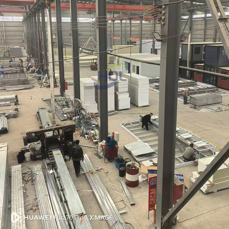 Дом из контейнеров-1