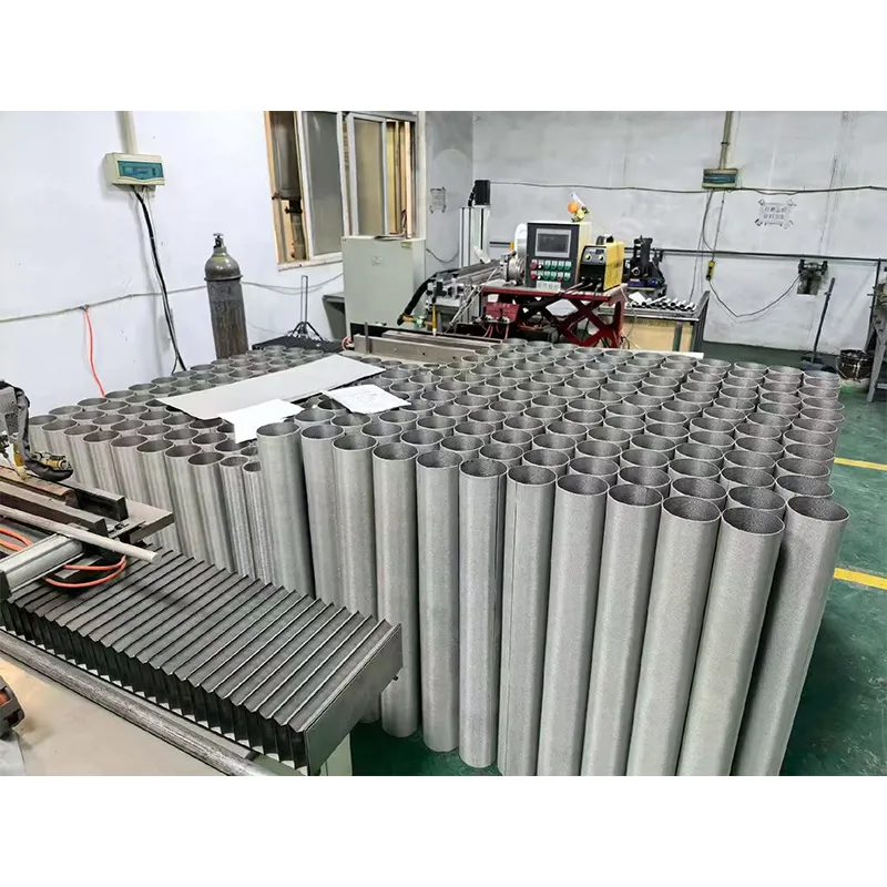 Фильтрующий картридж из спеченной сетки из нержавеющей стали марки 304 (многослойная спеченная сетка)