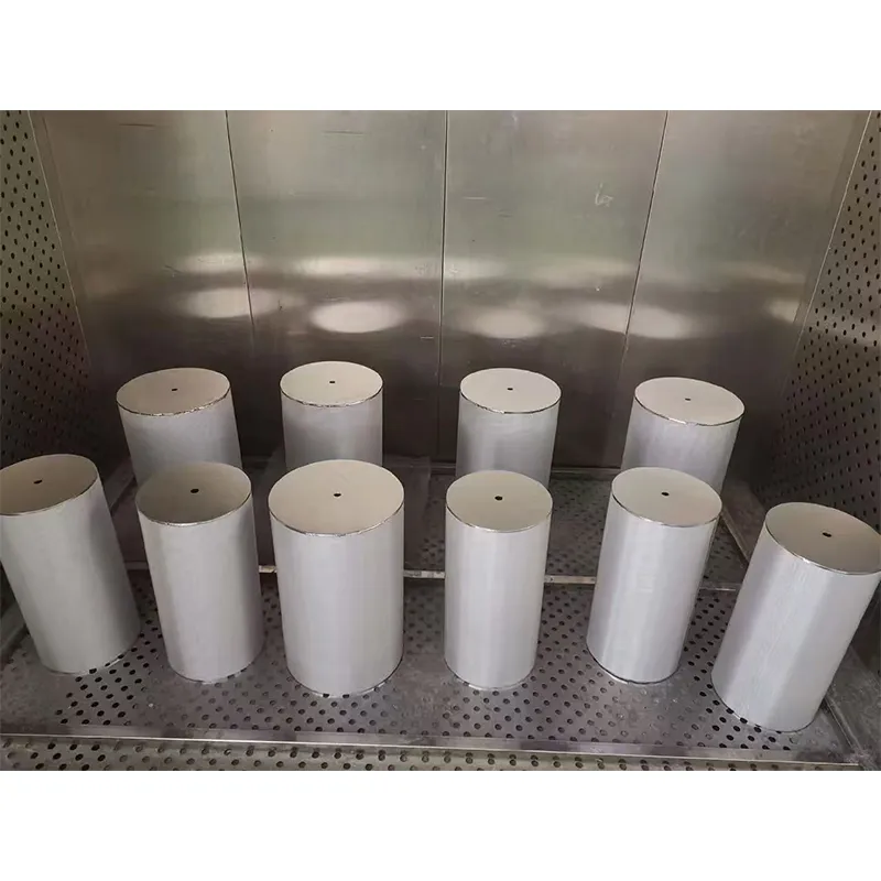 Фильтрующий картридж из спеченной сетки из нержавеющей стали марки 304 (многослойная спеченная сетка)