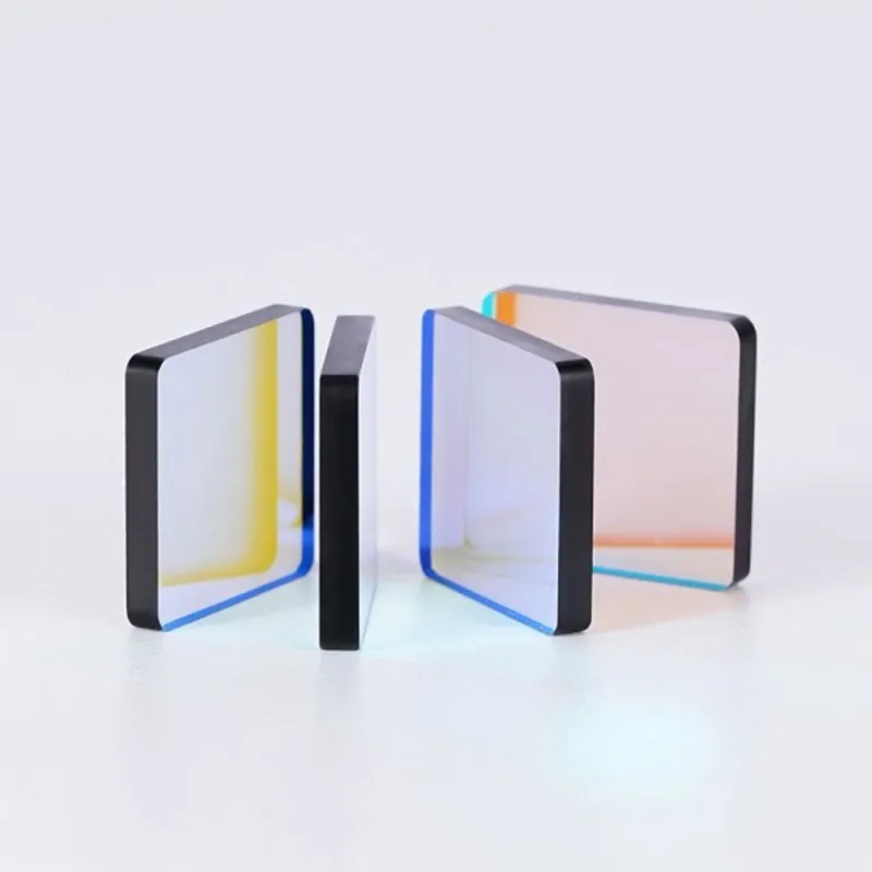 Дихроичное зеркало 520 нм для контроля оптического тракта