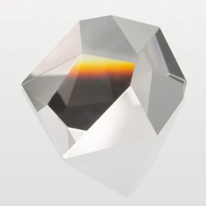 Крышеобразная призма