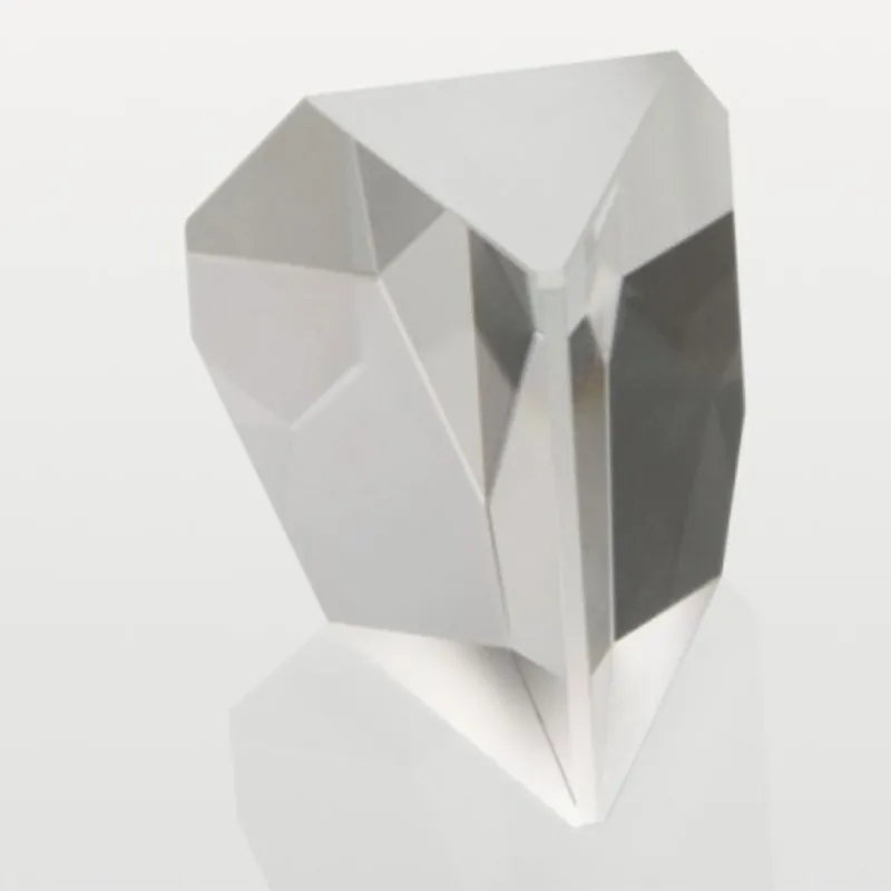 Крышеобразная призма