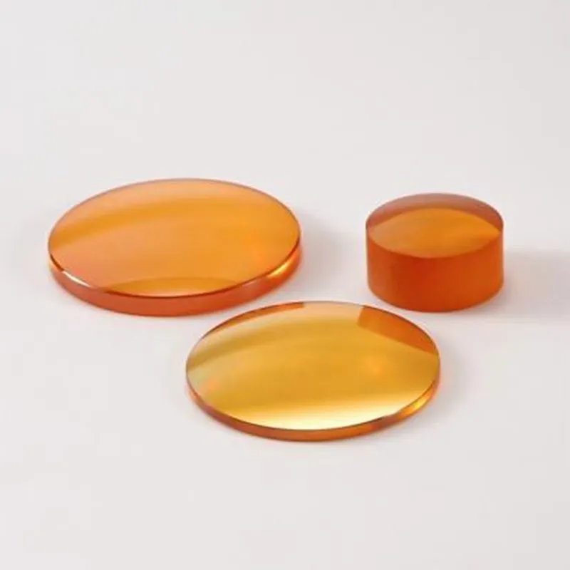 Линза из селенида цинка