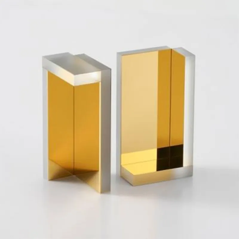 Оптический уголковый отражатель (угловая призма-отражатель)