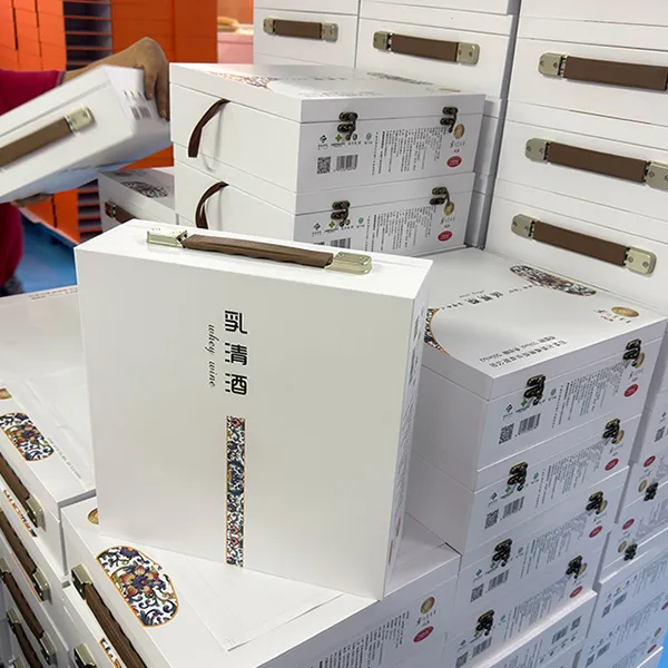Changchun Longfeng Packaging производит на заказ подарочные коробки премиум-класса для алкоголя в этническом стиле, предназначенные для экспорта