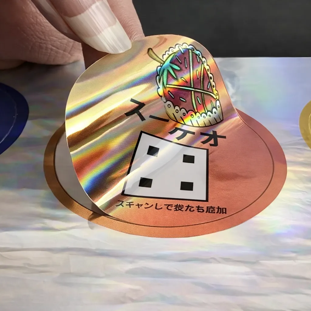 Индивидуальное изготовление этикеток и наклеек | Прямые поставки от производителя печатной продукции на самоклеящейся основе