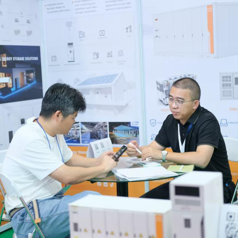 Компания Furen Energy представилась на международной выставке солнечной энергетики в Индонезии