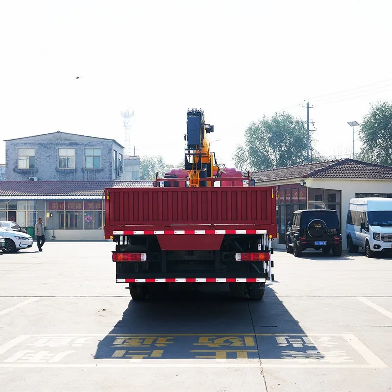 10-тонный грузовик FOTON с установленным краном