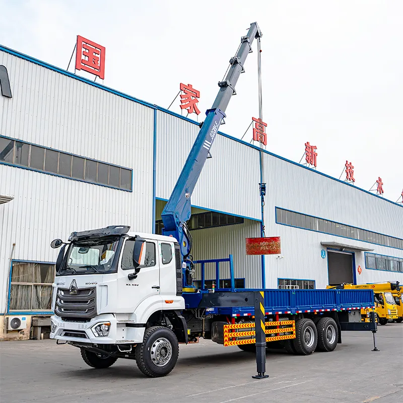12 Тонн HOWO Кран на автомобильном шасси