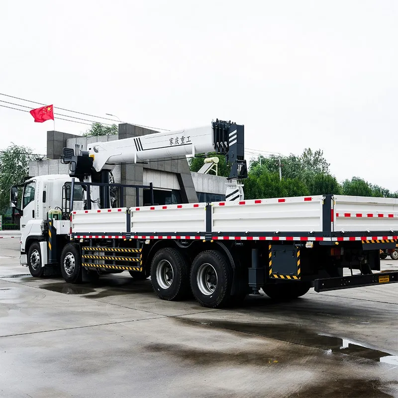 16-тонный грузовик ISUZU с установленным краном