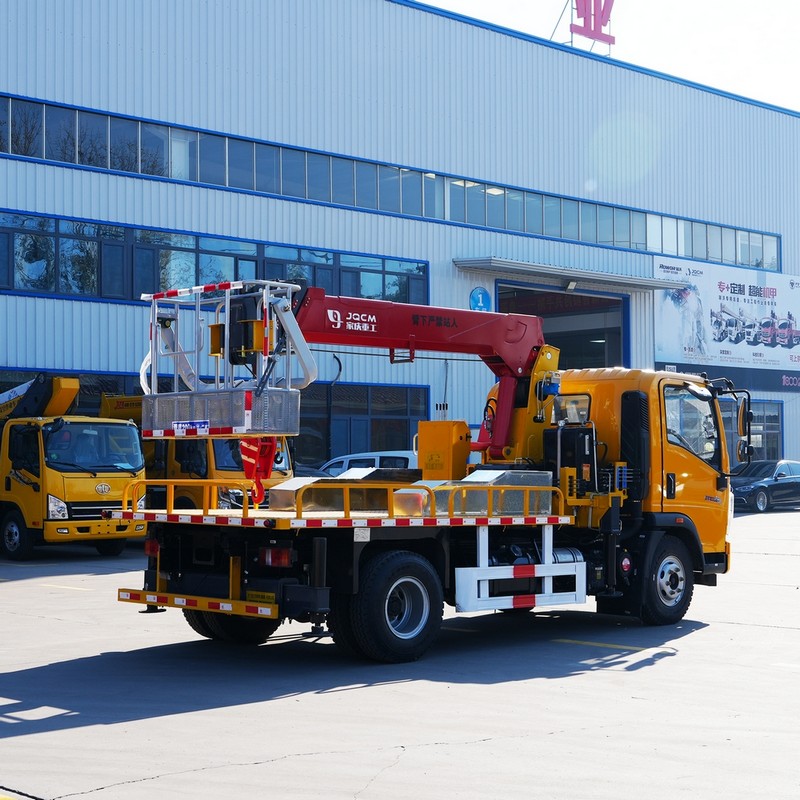 6.3t HOWO Кран на автомобильном шасси