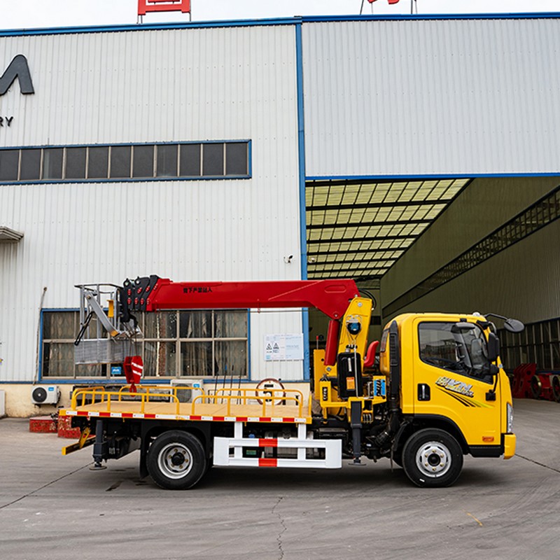 6.3t JieFang Кран на автомобильном шасси
