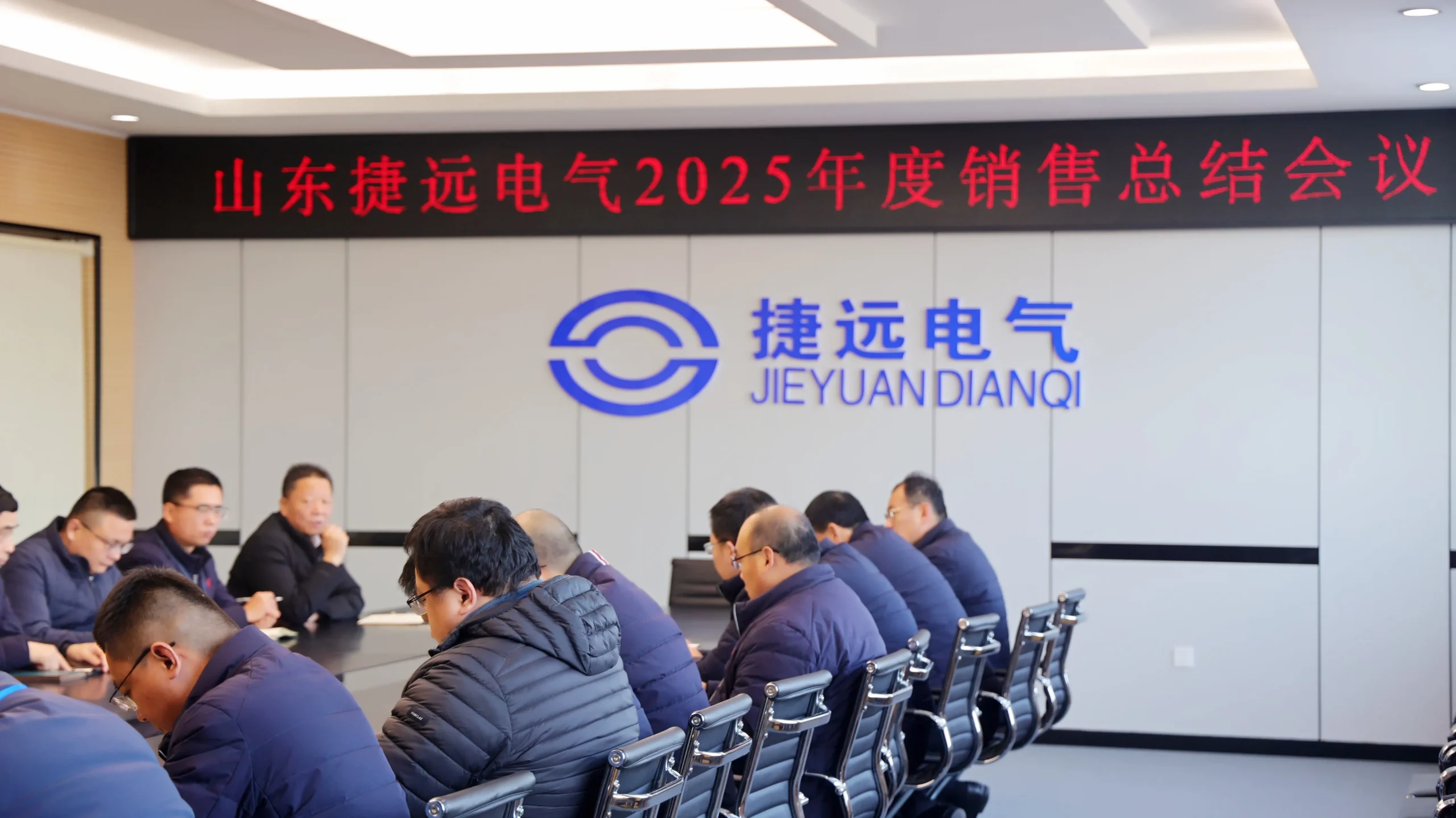 57e6d5c3996f2ab7d44d2fb0ebab2826