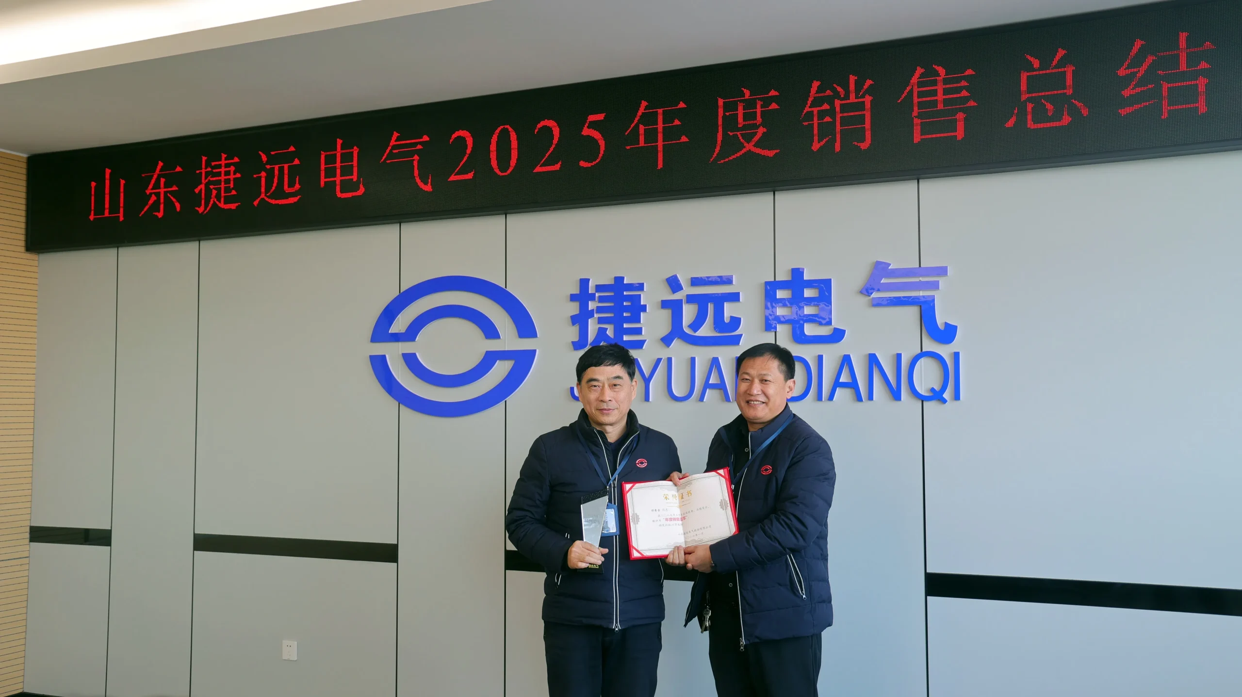 fef394dd30b3d432d571ca1446478128