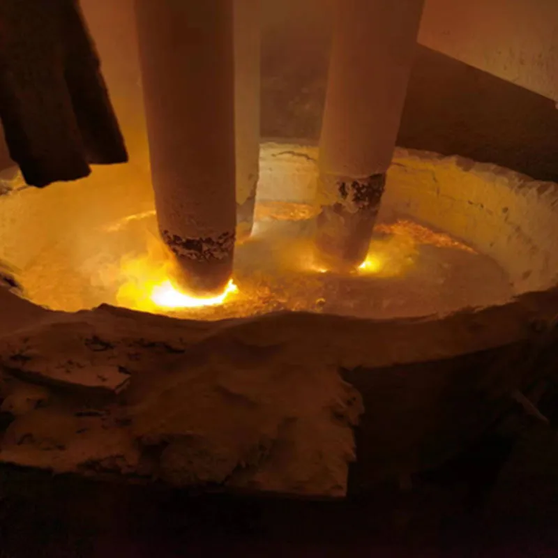 Плавленый чистый алюминатный кальциевый цемент 71