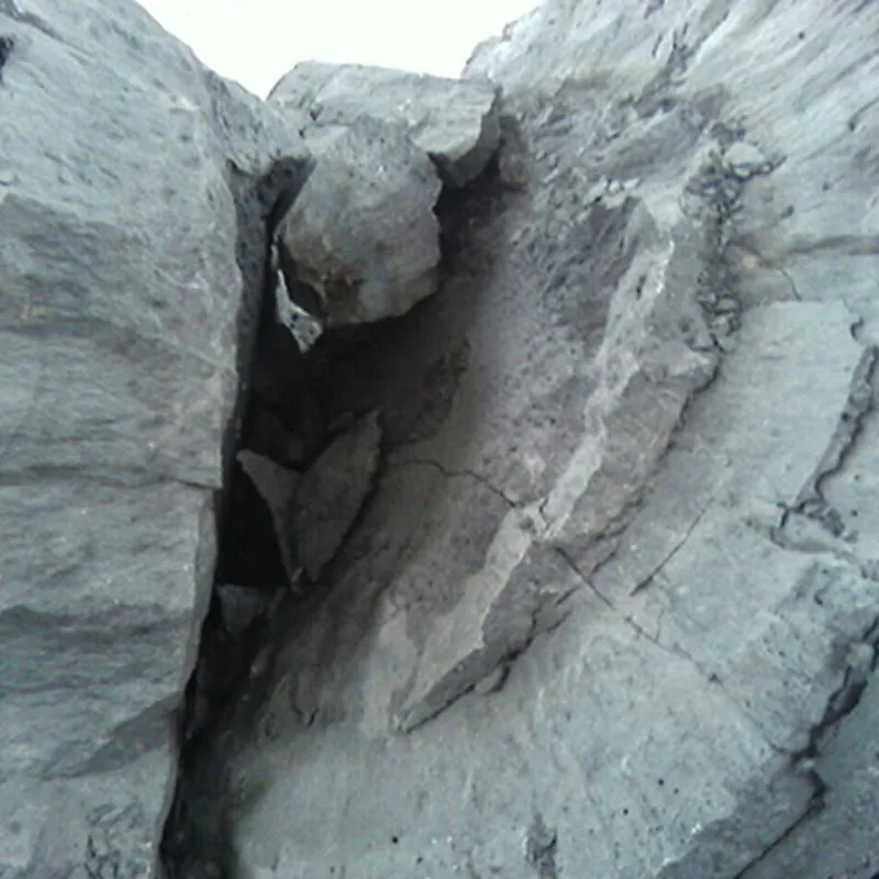 Плавленый чистый алюминатный кальциевый цемент 85