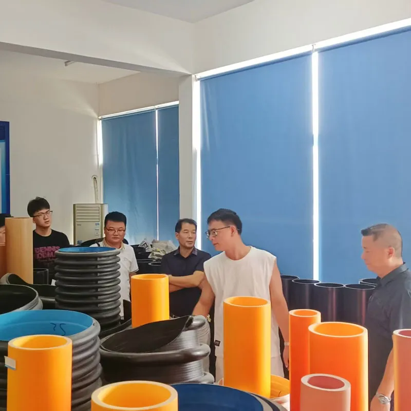 Представители компаний Hubei Water Resources and Hydropower Construction Co., Ltd. и Hance Water Conservancy Investment Co., Ltd. посетили нашу компанию.