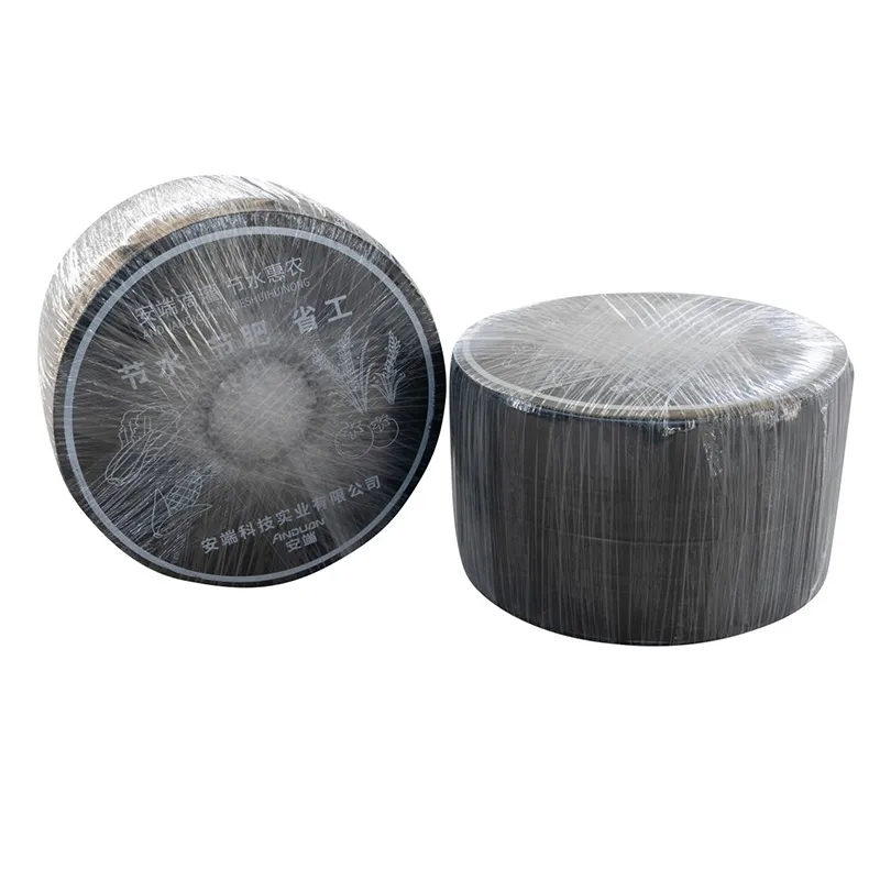 Труба для микроорошения из ПНД со щелевыми эмиттерами