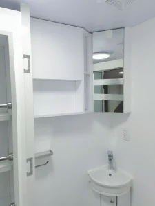Санузел в контейнерном доме (4)