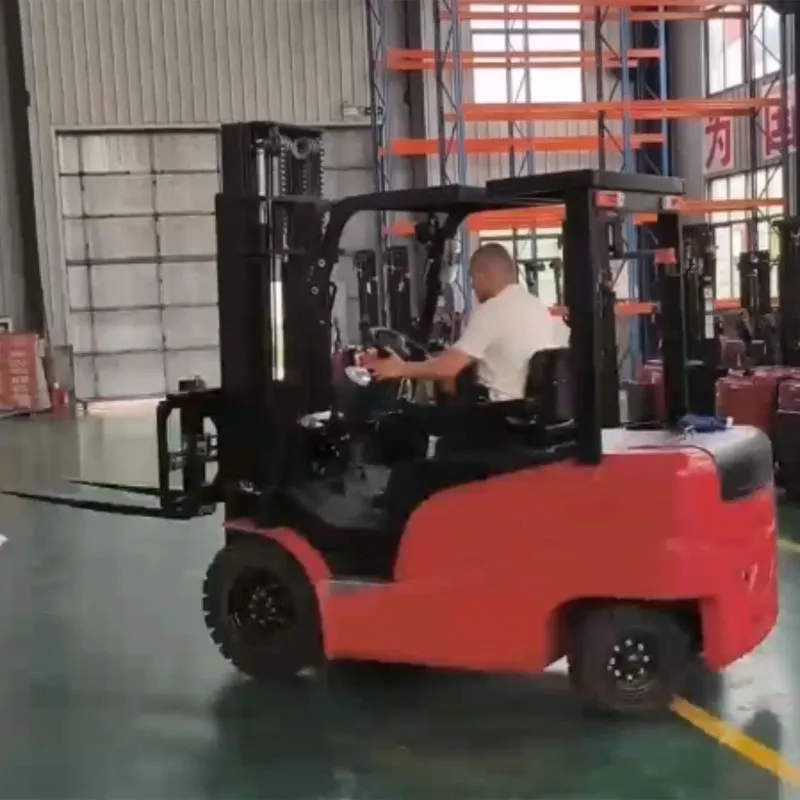 Высокопоставленные российские гости посетили компанию ООО Тайсин Юйхун Производство Гидравлических МашинОсновное внимание уделяется безопасности, гибкости и исключительной грузоподъемности электрических вилочных погрузчиков